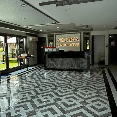Arcadia Center Near Walking Street And Apartment