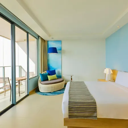 Hotel By Ihg