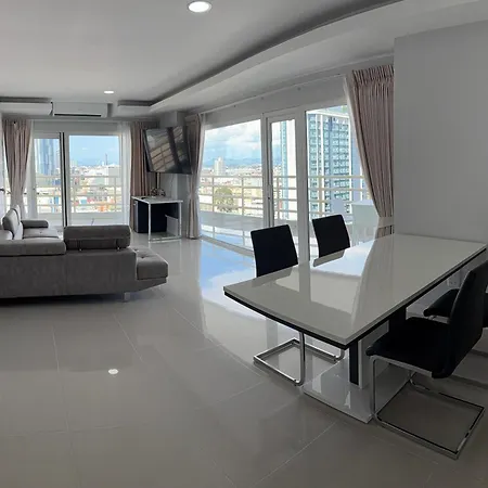 อพาร์ตโฮเทล View Talay 6 By Aegean