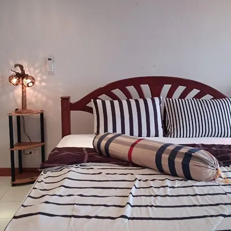 Sombat Seaview 1 Bedroom Pattaya