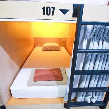 Hotel 18 Coins Budget 2*