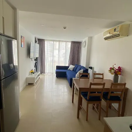 Apartment Aurora Pratumnak Pattaya