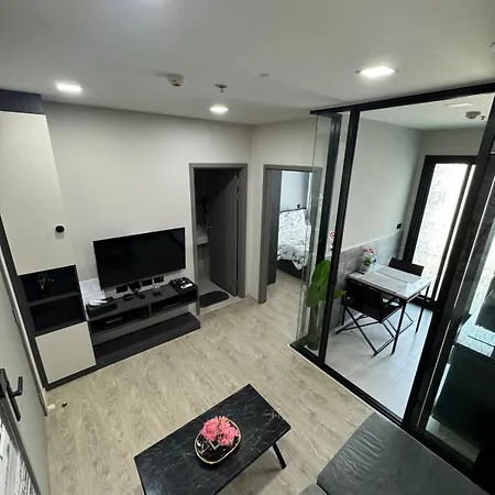 Base Perfect Spot Seaview 23 Floor Apartment Pattaya