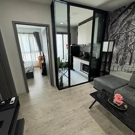 Base Perfect Spot Seaview 23 Floor Pattaya