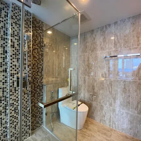 Grand Avenue X Monthstayz Thailand Apartment *