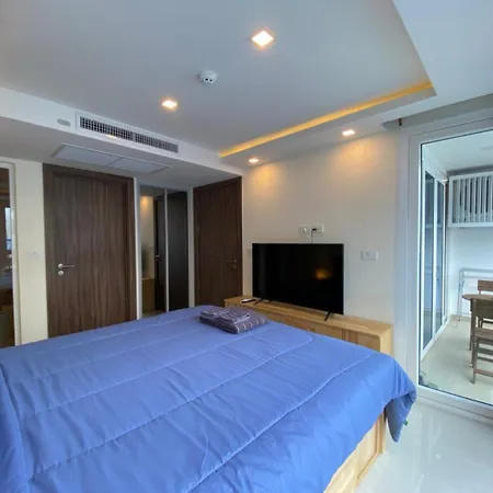 Apartment Grand Avenue X Monthstayz Thailand Pattaya