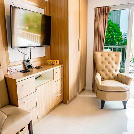 Apartment Seaside Serenity In Pattaya