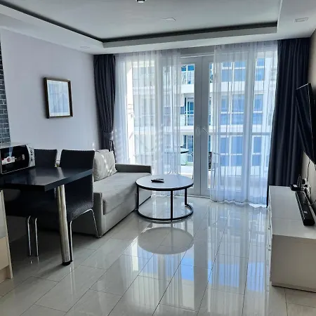 Grand Avenue 1br Pool View Smart Tv Wifi 6th Floor