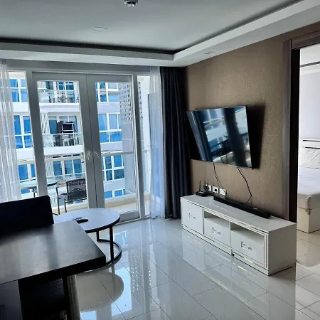 Grand Avenue 1br Pool View Smart Tv Wifi 6th Floor อพาร์ทเม้น *