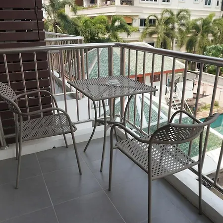 Cozy In A Tropical Setting Apartment Pattaya