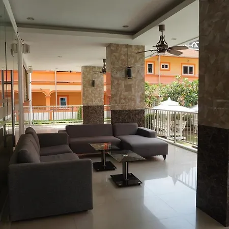 Cozy In A Tropical Setting Apartment Pattaya