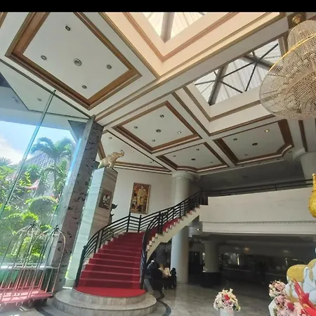 First Pacific Cirrus Hotel Pattaya