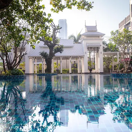 Bay Jomtien Hotel