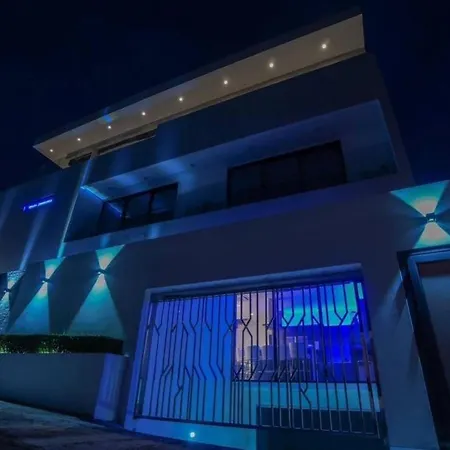 Near & Walk Street Luxury Pattaya