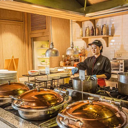 รีสอร์ท วู้ดแลนด์ โฮเต็ล แอนด์ 4*