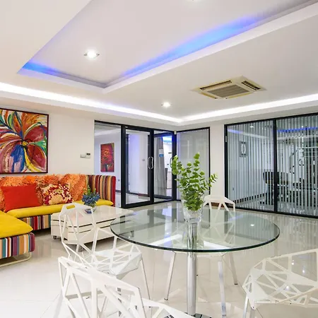 900m2 Near Walkstreet Luxury Pool * Pattaya