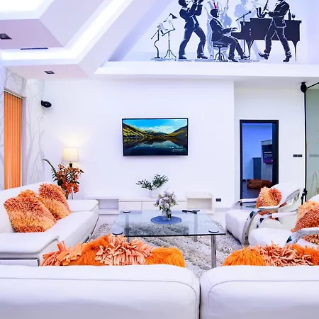 900m2 Near Walkstreet Luxury Pool วิลล่า Pattaya