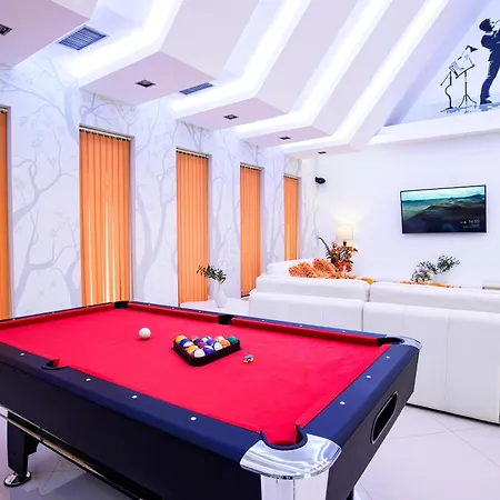 900m2 Near Walkstreet Luxury Pool Pattaya