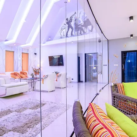 วิลล่า 900m2 Near Walkstreet Luxury Pool