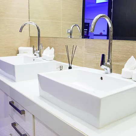 Villa 900m2 Near Walkstreet Luxury Pool Pattaya