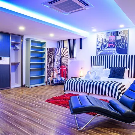 900m2 Near Walkstreet Luxury Pool วิลล่า *