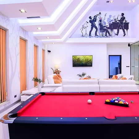 900m2 Near Walkstreet Luxury Pool วิลล่า *