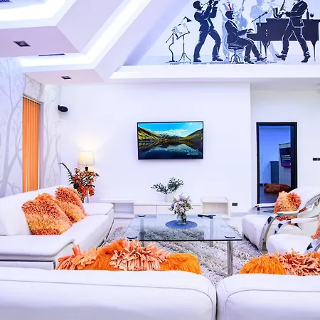 900m2 Near Walkstreet Luxury Pool