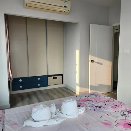 Centric Sea Pattaya中心海 Apartment *