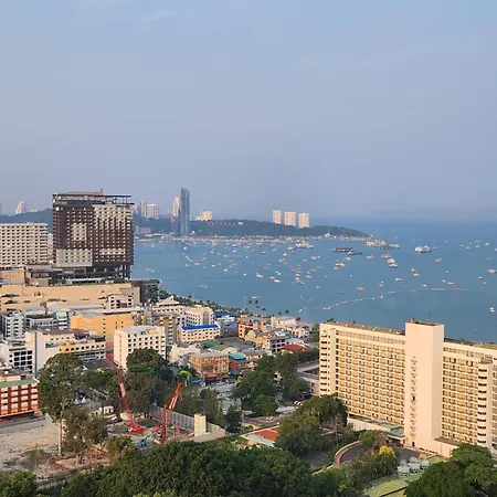 Apartment Centric Sea Pattaya中心海 Pattaya