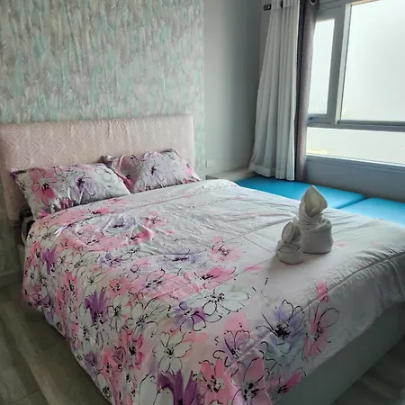 Apartment Centric Sea Pattaya中心海 Pattaya