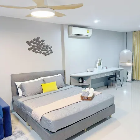 วิลล่า Sun And Moon House Pattaya