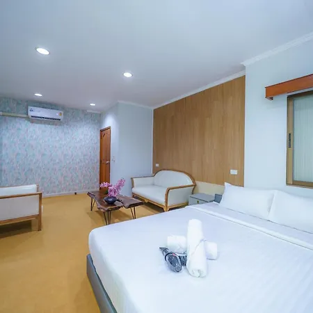Villa Cozy Gray Garden Pattaya