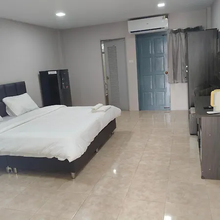 Dj Residency And Pool Party Hotel Pattaya