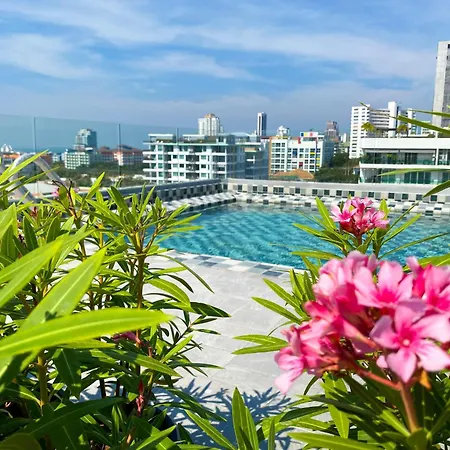 Siam Star Selected Pattaya