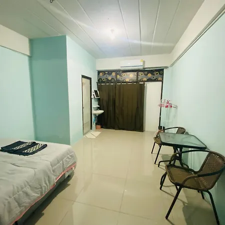 Walking Street By Goad Avadhess Hospitality บ้านพัก