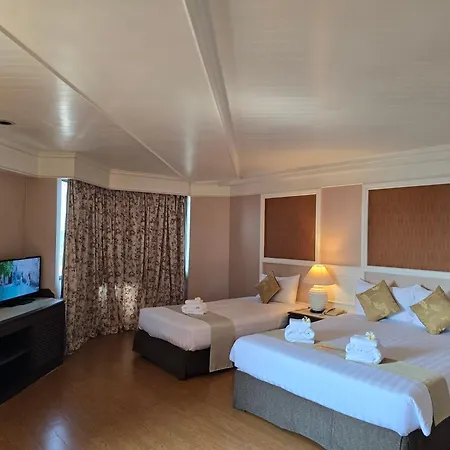 Hotel First Pacific Cirrus Pattaya