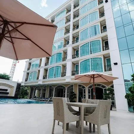 Lk Grand Empire Hotel