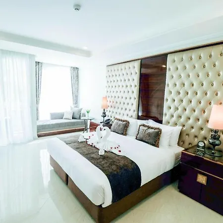 Lk Grand Empire Pattaya