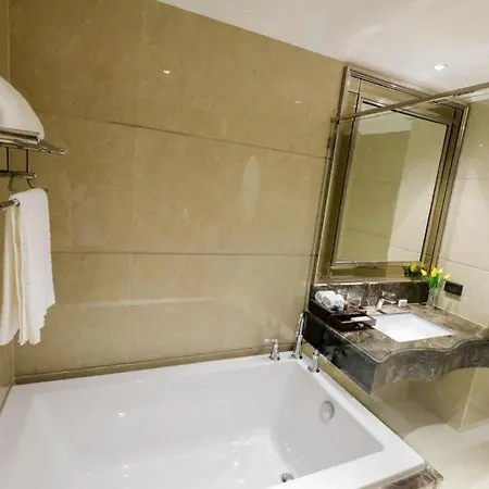 Hotel Lk Grand Empire