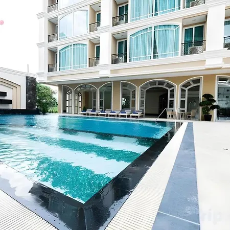 Hotel Lk Grand Empire