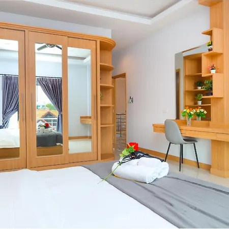 Luxury Villa, 5br 6ba, Private Pool With Jacuzzi Cityhouse54 * Pattaya