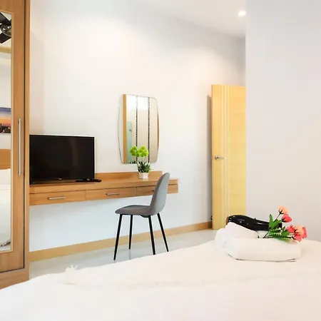 Luxury Villa, 5br 6ba, Private Pool With Jacuzzi Cityhouse54 Pattaya