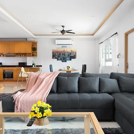 Luxury Villa, 5br 6ba, Private Pool With Jacuzzi Cityhouse54 Villa Pattaya
