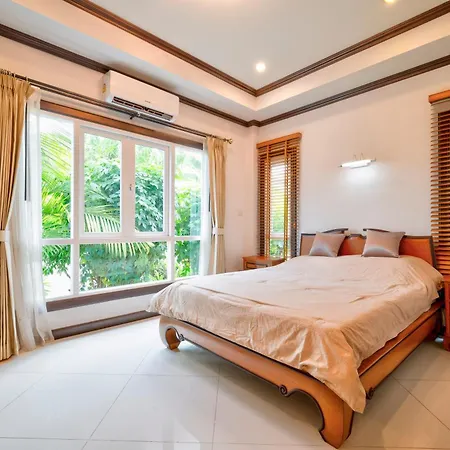 Villa Nautica Pattaya - 4 Bedroom Luxury Pool Villa With Unique Yacht-House Villa Pattaya
