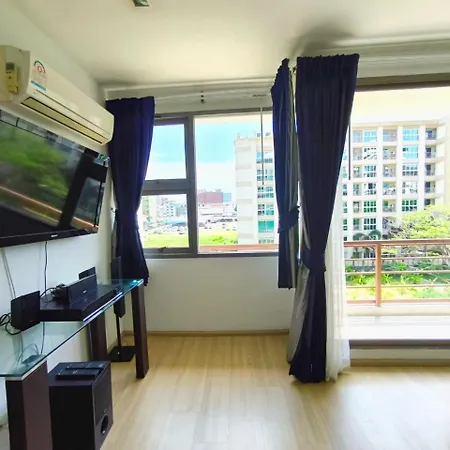 The Urban Soi Buakhaw 15
