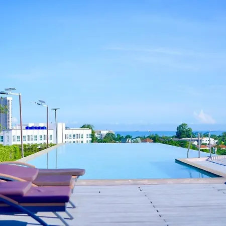 โรงแรม D Eco Wellness Center 5*