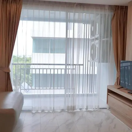 โรงแรม D Eco Wellness Center 5*