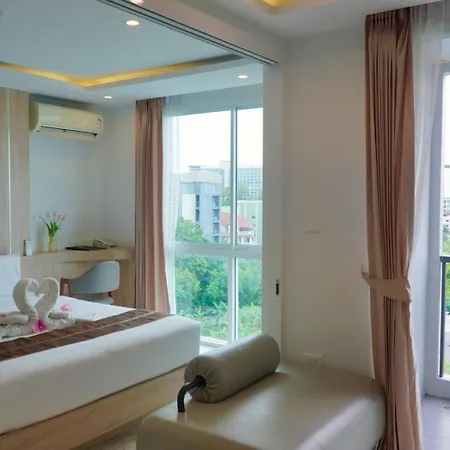โรงแรม D Eco Wellness Center Pattaya