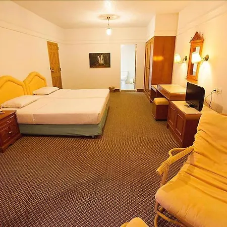 Hotel Markland View