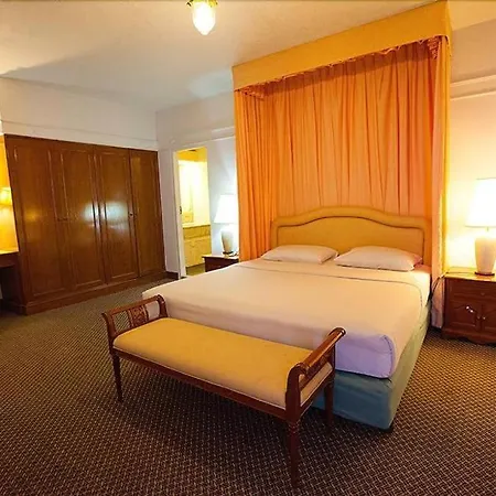 Markland View 3*